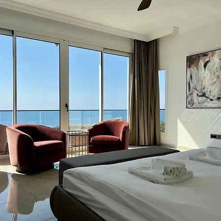 Carrington Holidays Kyrenia  Exterior photo