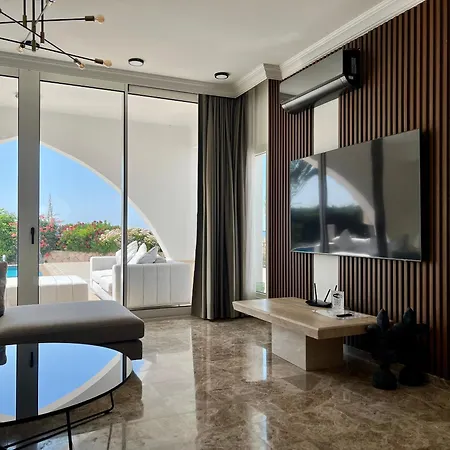Carrington Holidays Kyrenia  Exterior photo